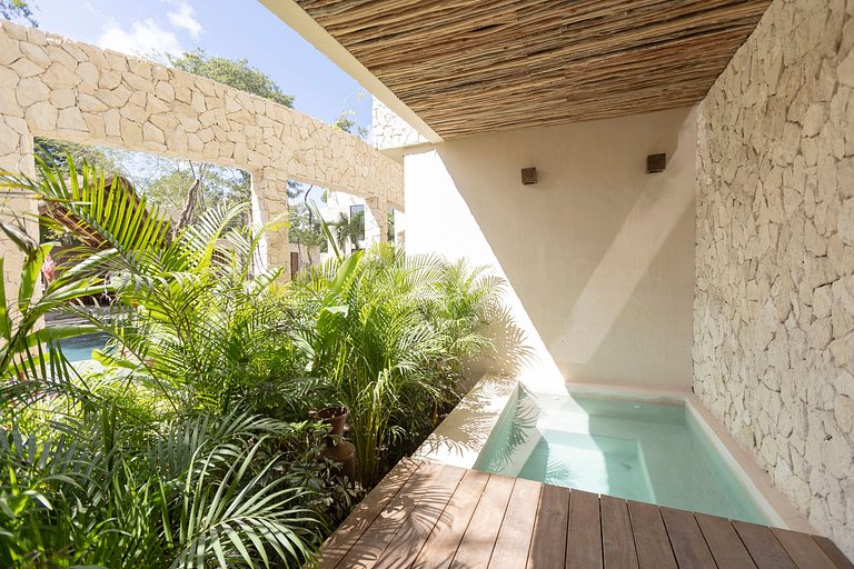 Lujo en Tonos Tierra: 1 Hab con Piscina privada