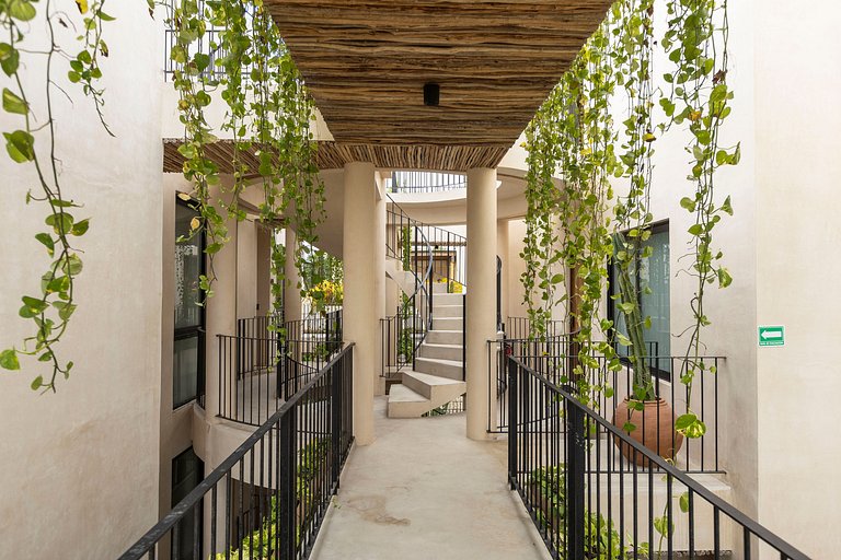 Lujo en la Selva: 1 Hab + Piscina privada y jardín