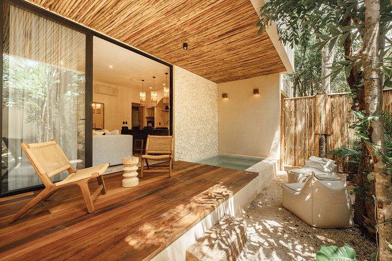 Lujo en la Selva: 1 Hab + Piscina privada y jardín
